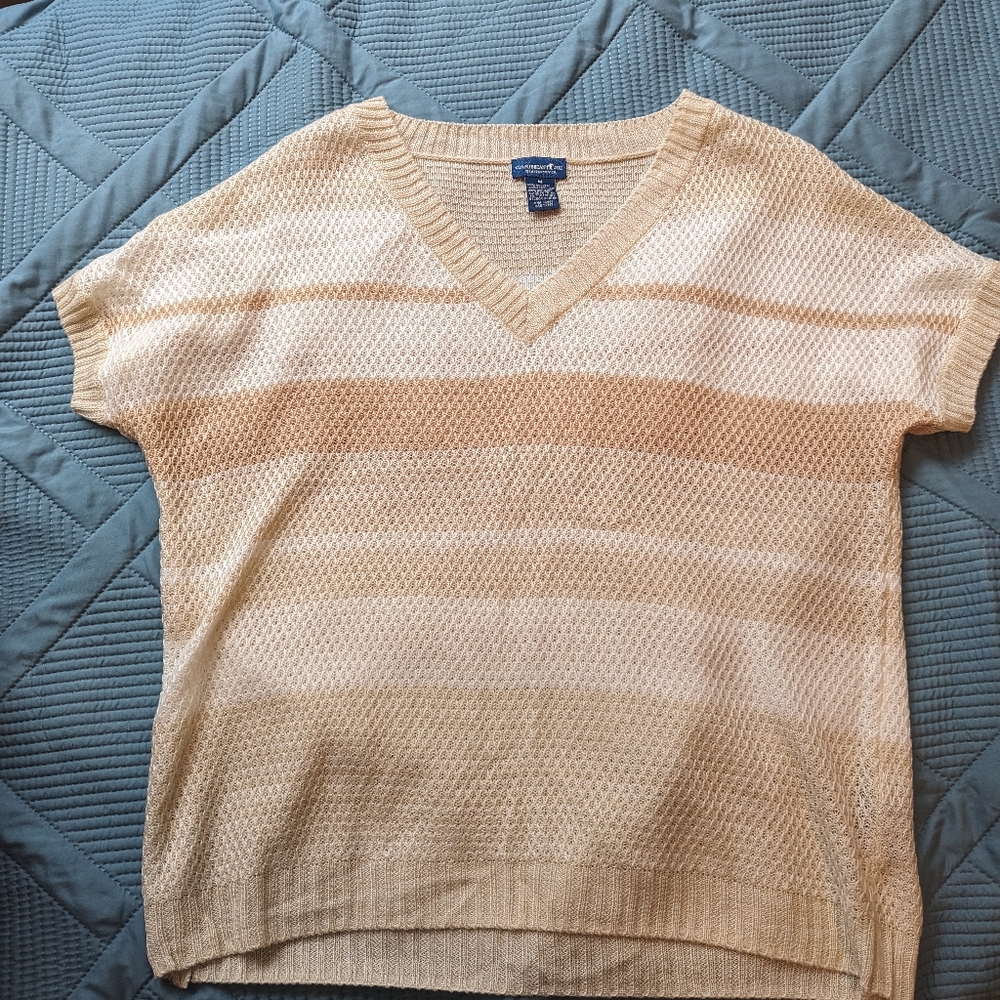 Woman's shirt